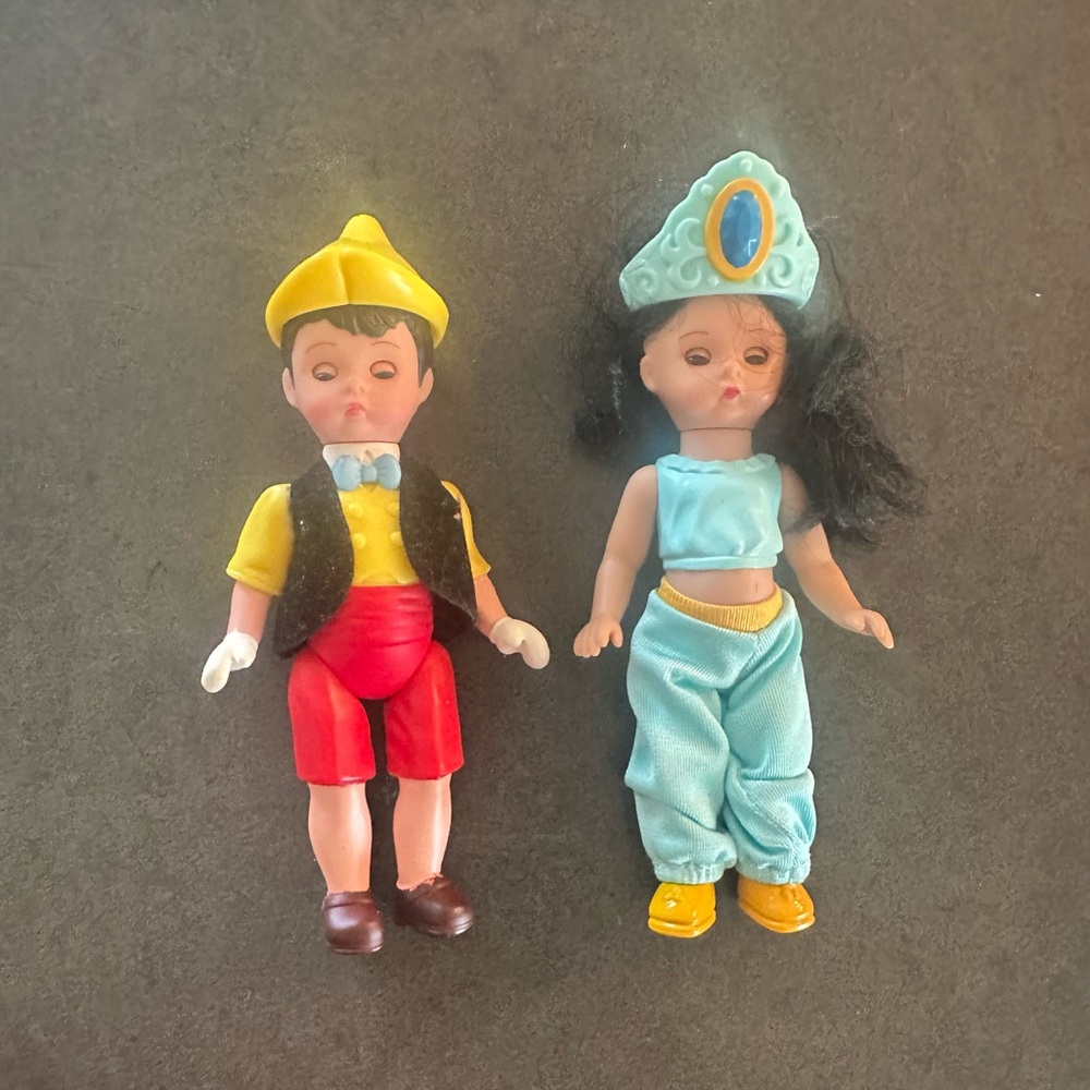 Madam Alexander dolls jasmine and Pinocchio